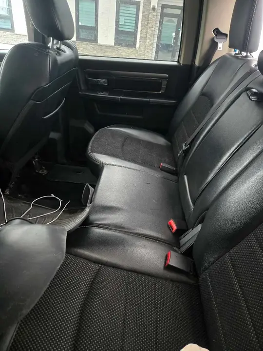 Dodge Ram 1500 2013 photo 2