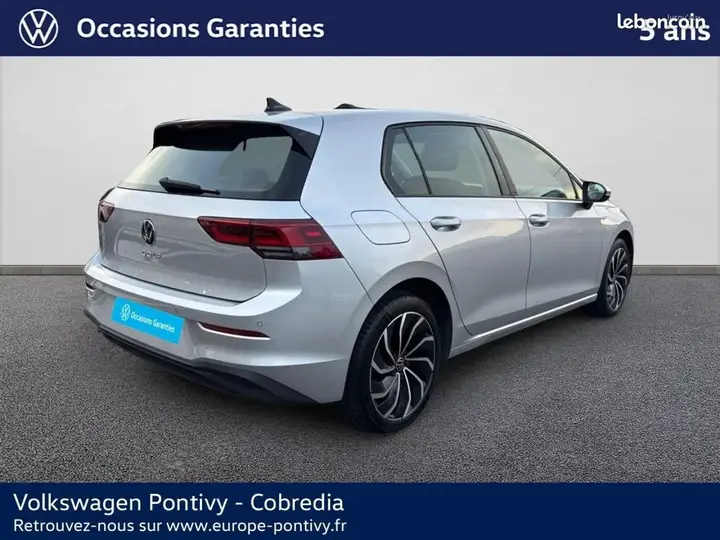 Volkswagen Golf 2024 photo 5