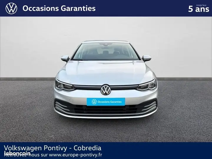 Volkswagen Golf 2024 photo 2