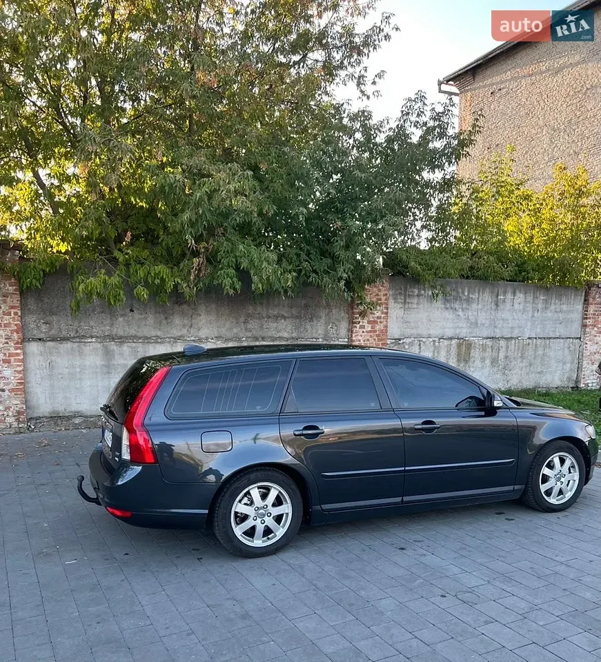 Volvo V50 2009 photo 4