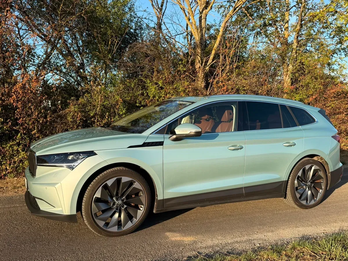 Skoda Enyaq 2021 photo 2