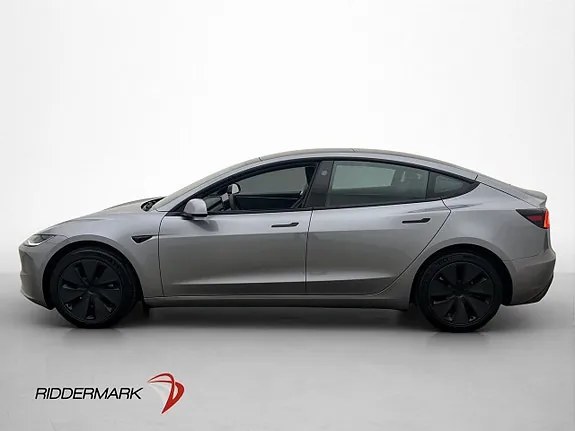 Tesla Model 3 2025 photo 5