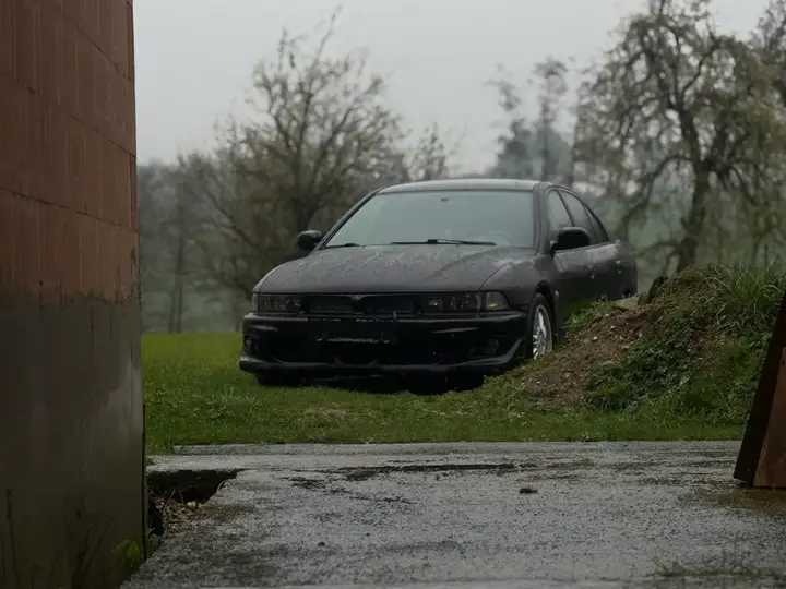 Mitsubishi Galant