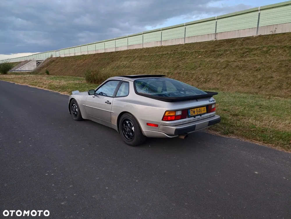 Porsche 944 Turbo 1987 photo 3