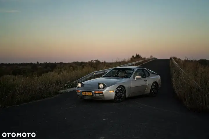 Porsche 944 Turbo