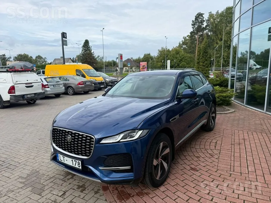 Jaguar F-Pace
