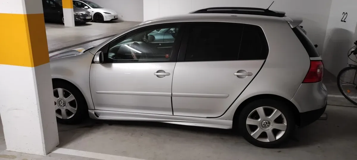 Volkswagen Golf 2006 photo 2