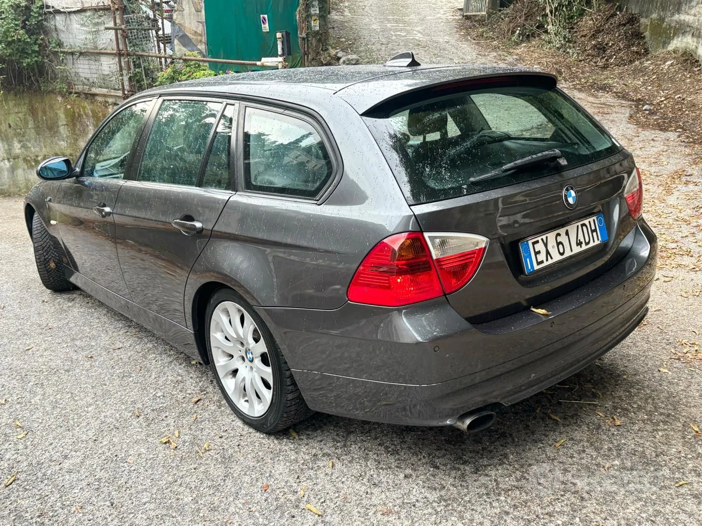 BMW 320 2008 photo 4