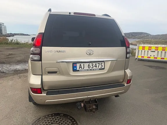 Toyota Land Cruiser 2006 photo 5