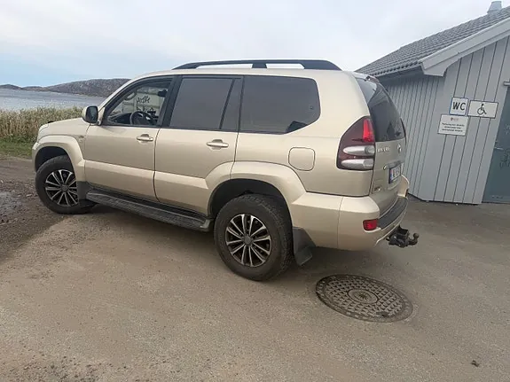 Toyota Land Cruiser 2006 photo 3