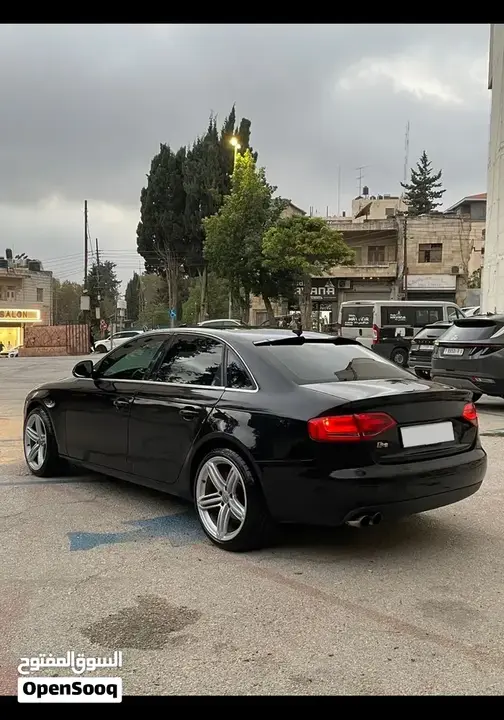 Audi A4 2012 photo 4