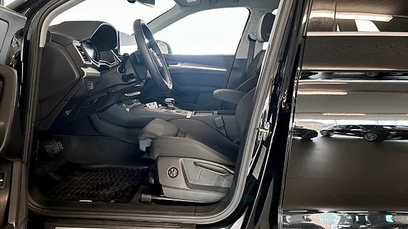 Audi Q5 2025 photo 2