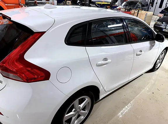 Volvo V40 2016 photo 3