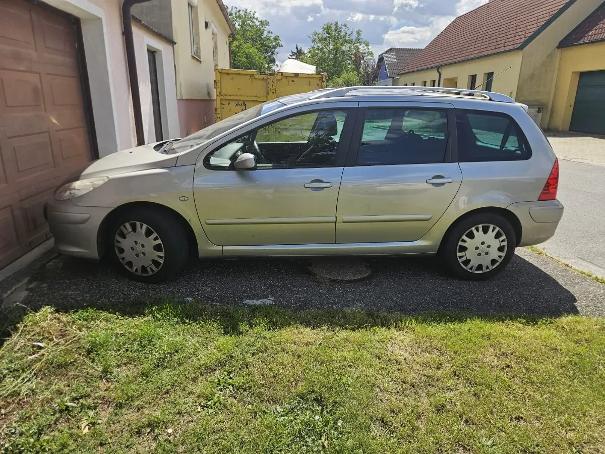 Peugeot 307