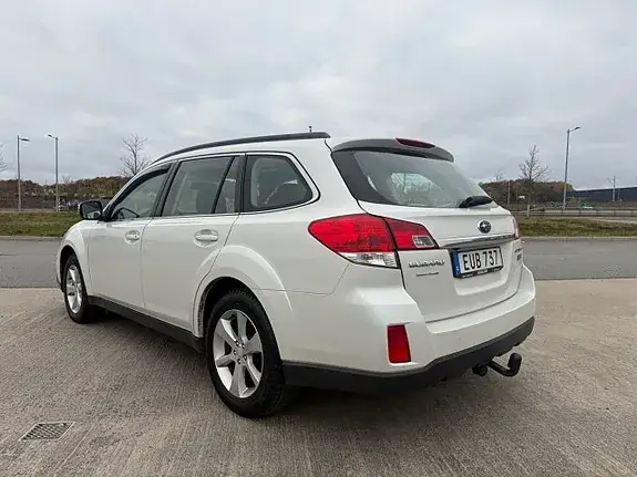 Subaru Outback 2014 photo 5