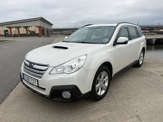 Subaru Outback 2014 photo 3