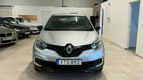 Renault Captur 2018 photo 2