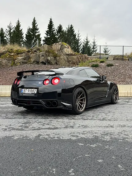 Nissan Gt-R 2008 photo 3