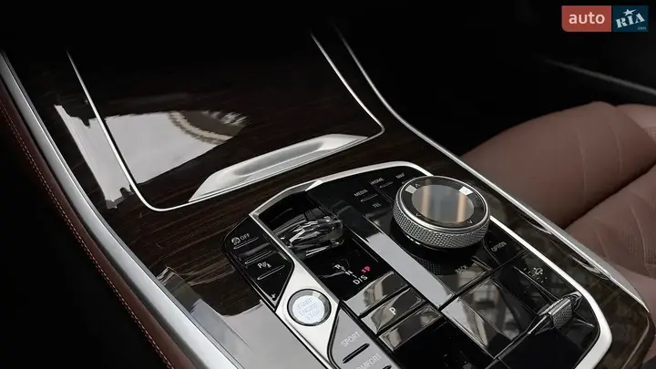 BMW X5 2024 photo 2