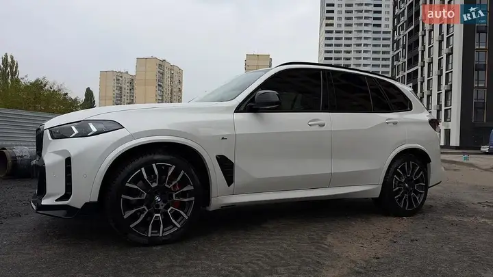 BMW X5 2024 photo 4