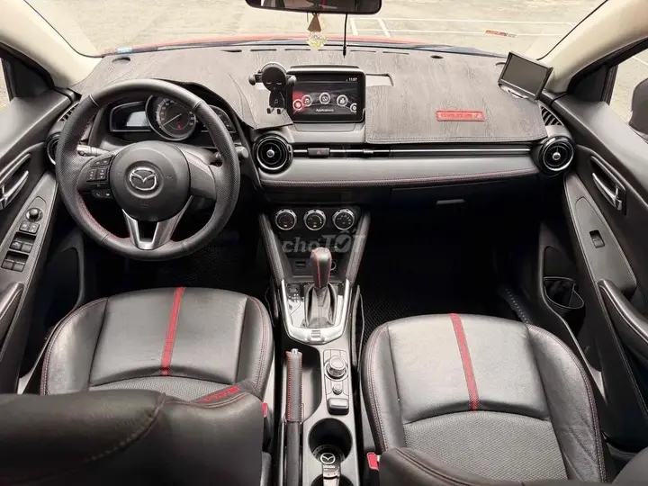 Mazda Mazda2 2016 photo 4