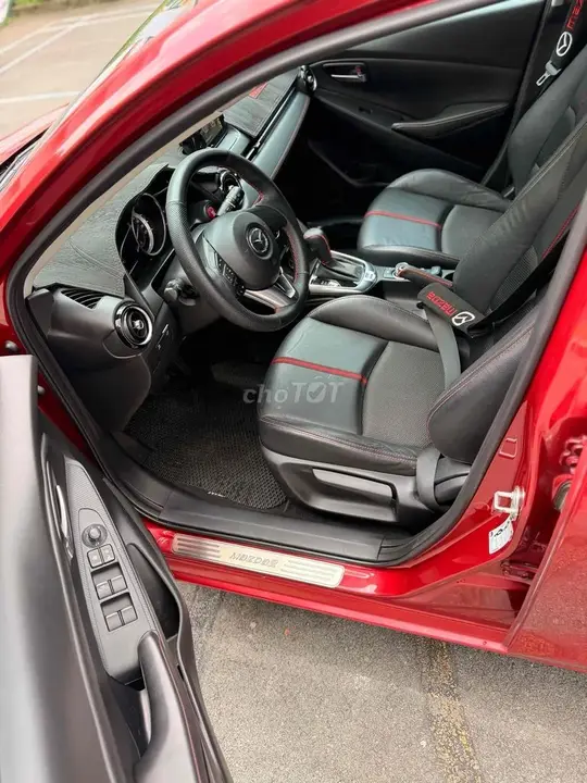 Mazda Mazda2 2016 photo 5