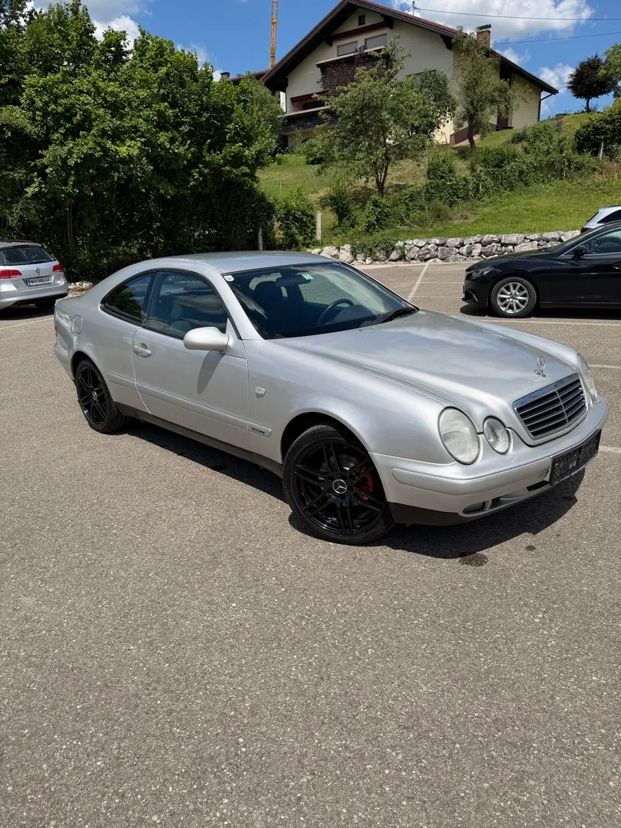 Mercedes-Benz Clk-Class