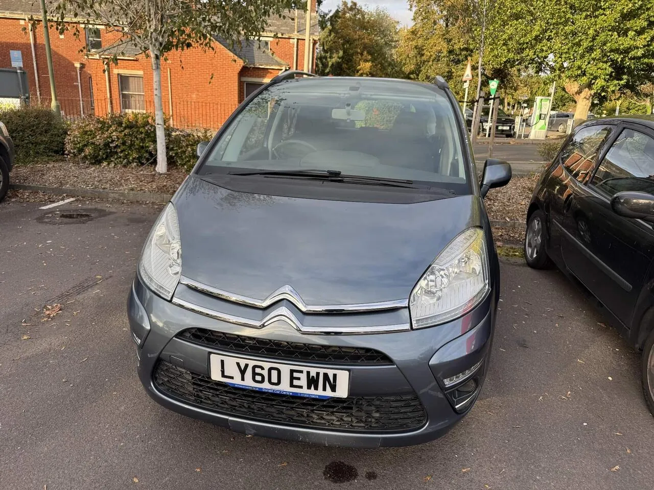 Citroen Grand C4 Picasso 2011 photo 3