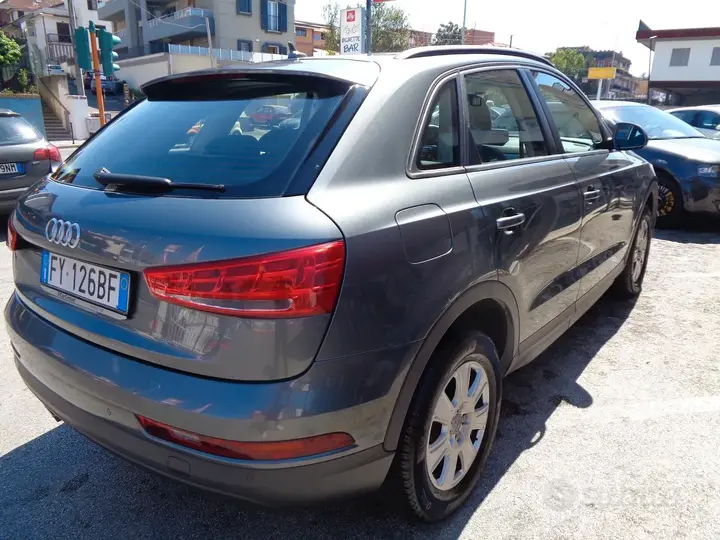 Audi Q3 2018 photo 4