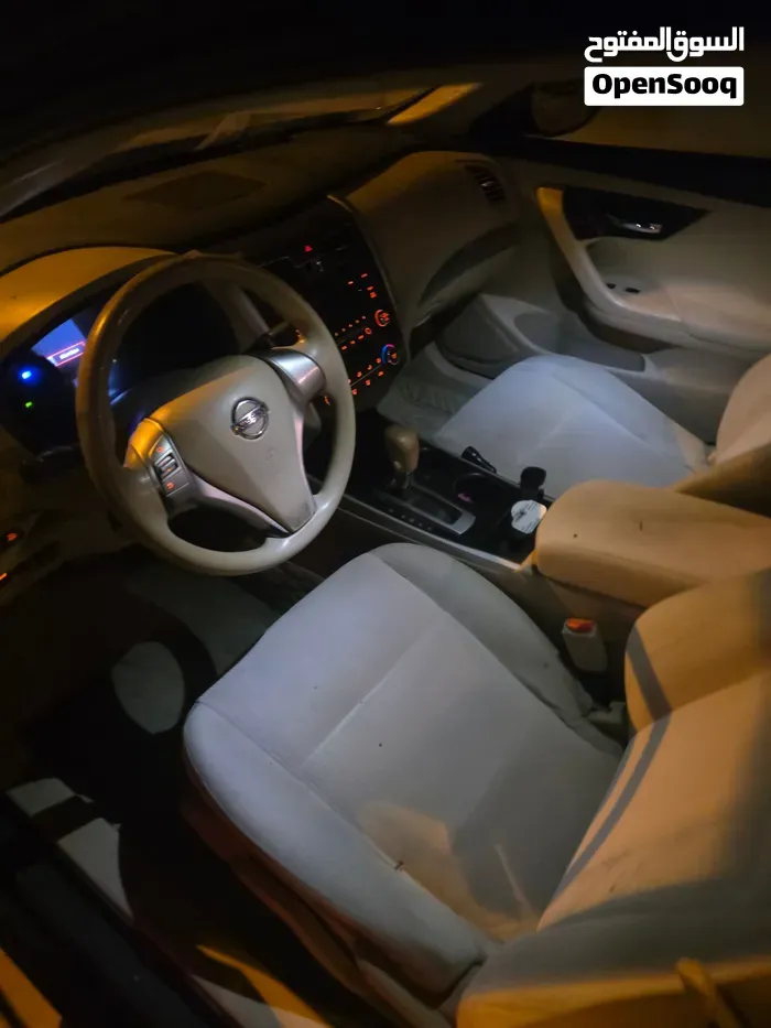 Nissan Altima 2013 photo 2