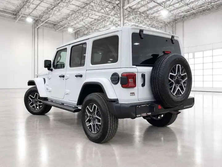 Jeep Wrangler 2024 photo 4