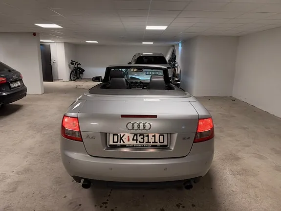 Audi A4 2003 photo 5
