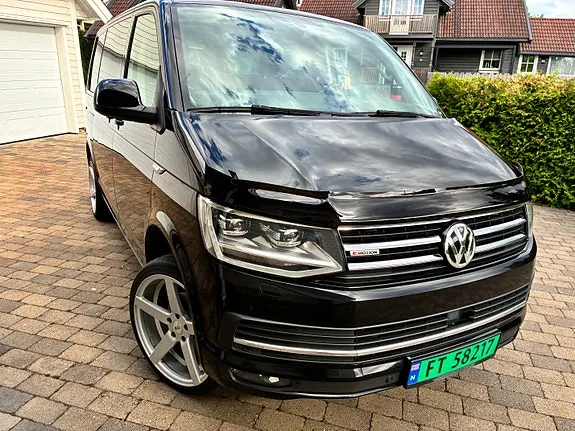 Volkswagen Transporter 2018 photo 1