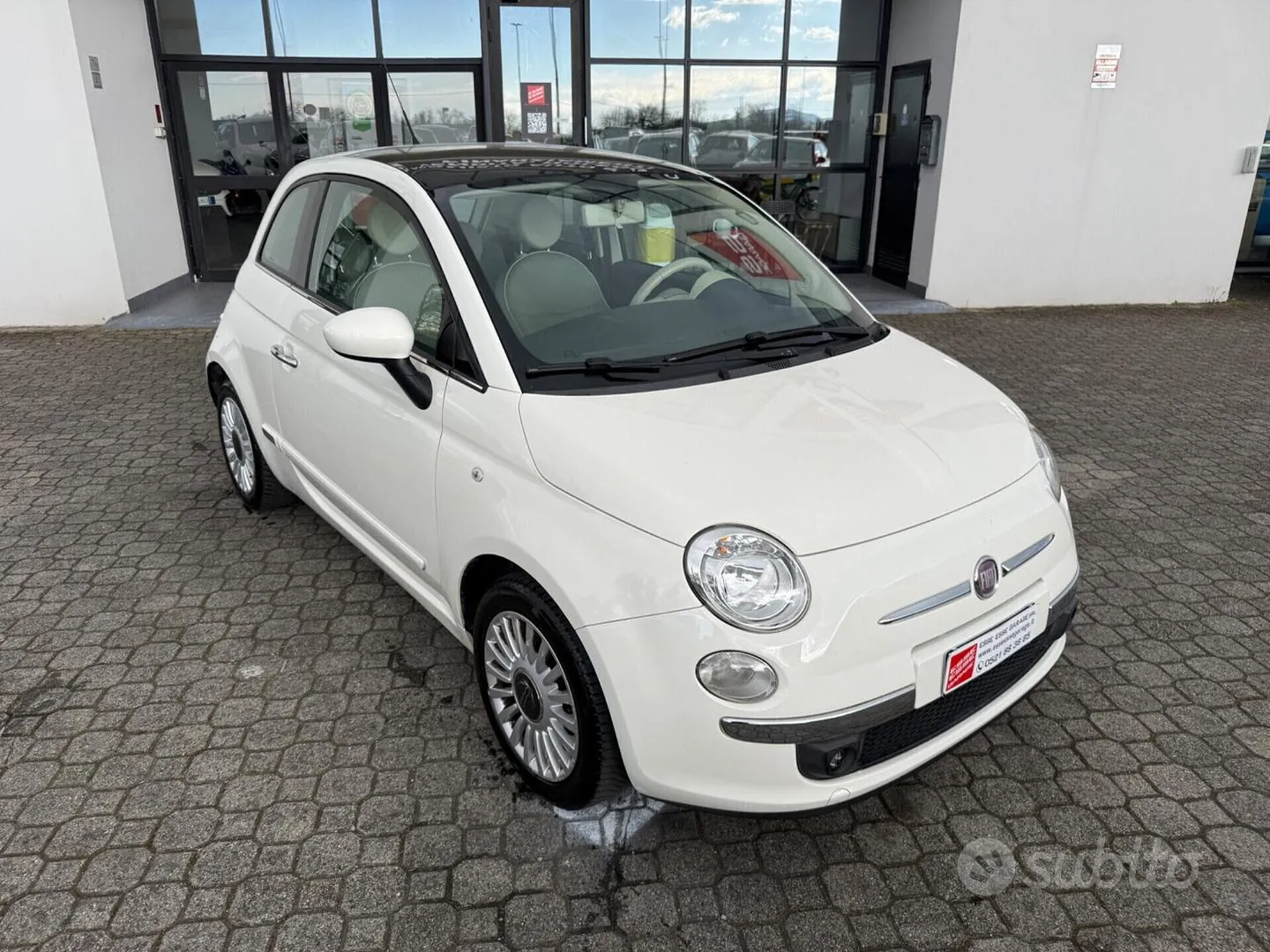 Fiat 500 2011 photo 2