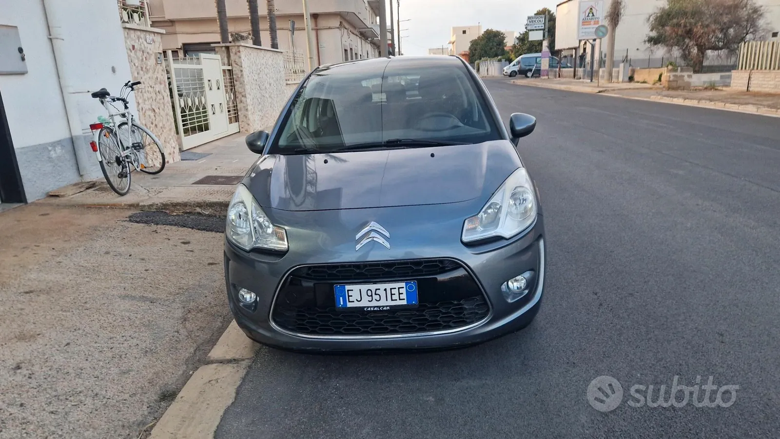 Citroen C3 2011 photo 2