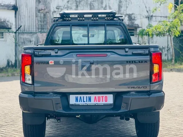 Toyota Hilux 2026 photo 4