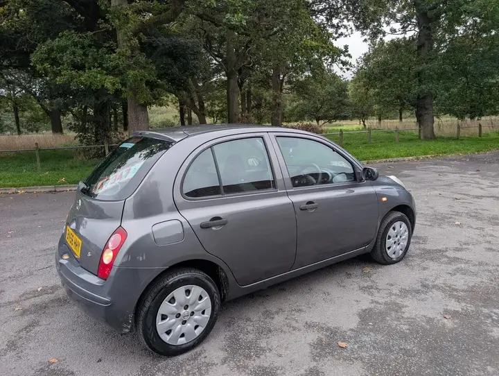 Nissan Micra 2006 photo 2