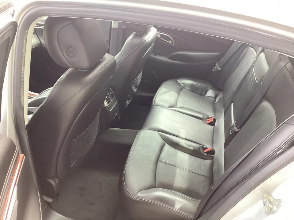Buick Lacrosse 2011 photo 5