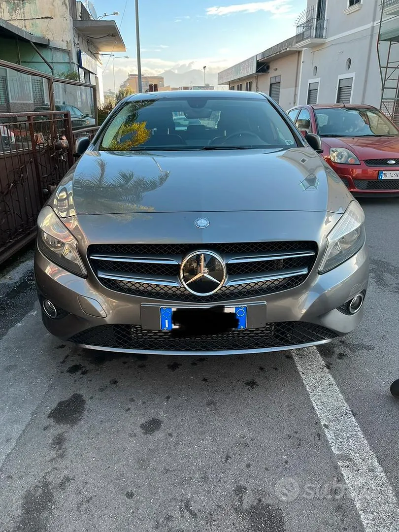 Mercedes-Benz A180