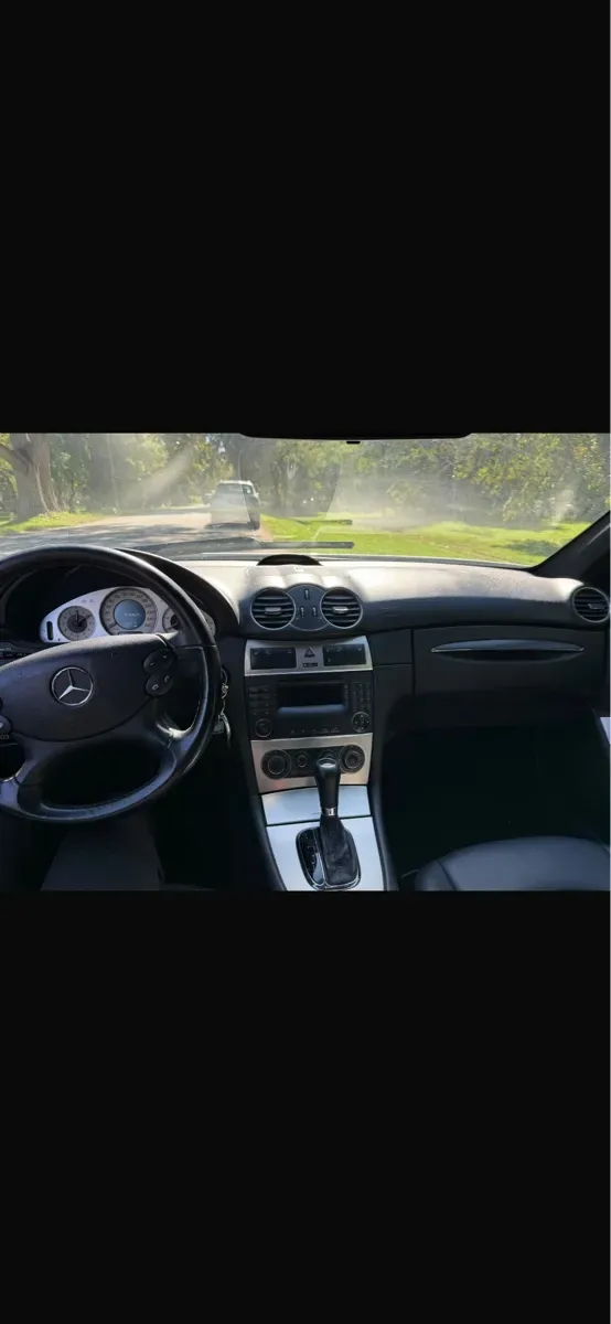Mercedes-Benz Clk-Class 2008 photo 3