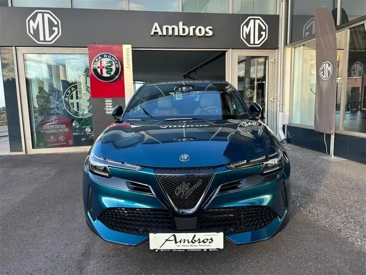 Alfa Romeo Junior 2026 photo 3