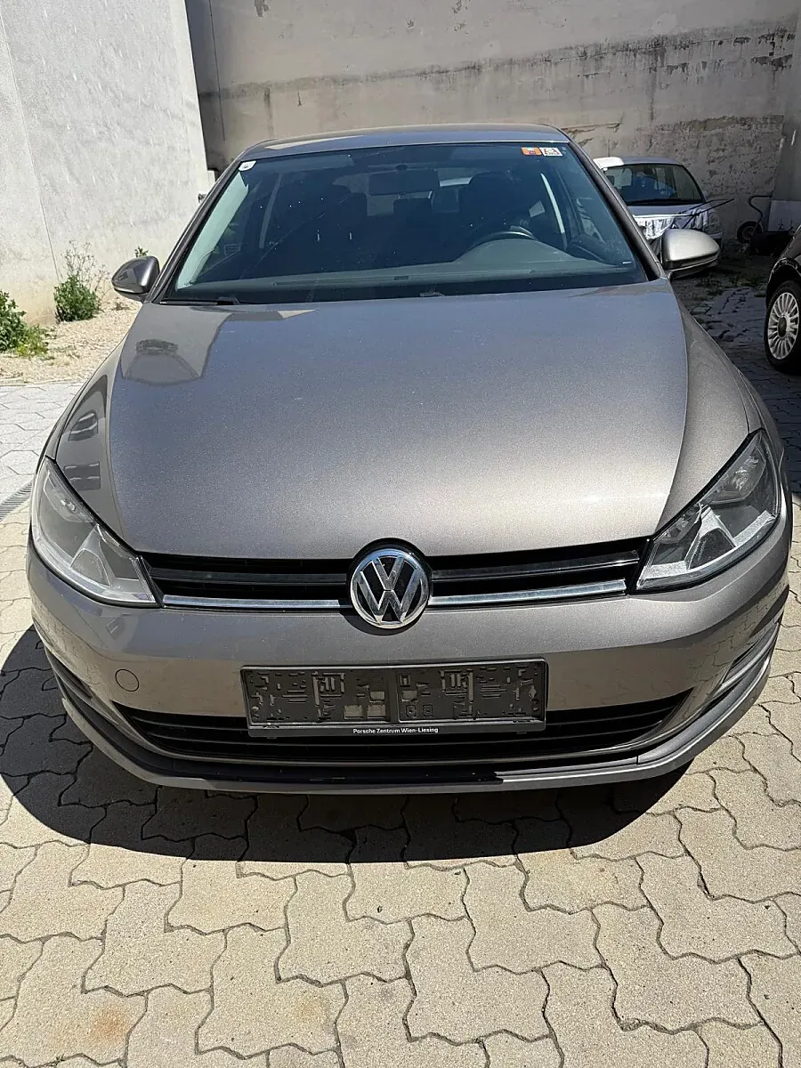 Volkswagen Golf 2013 photo 2