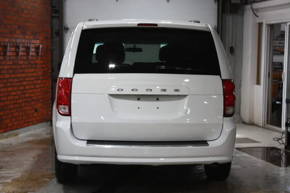 Dodge Grand Caravan 2017 photo 5