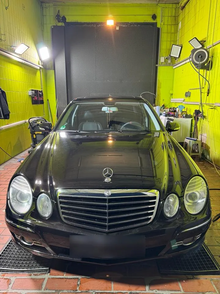 Mercedes-Benz E 280