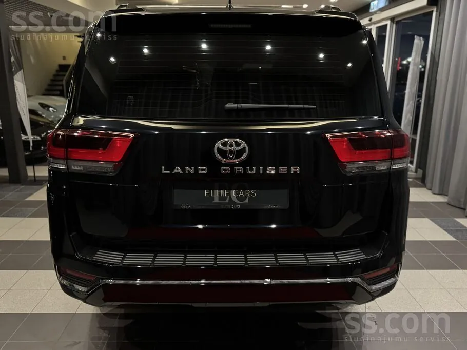 Toyota Land Cruiser 2022 photo 5