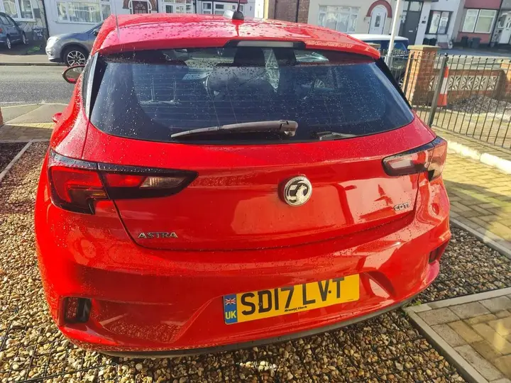 Vauxhall Astra 2017 photo 5