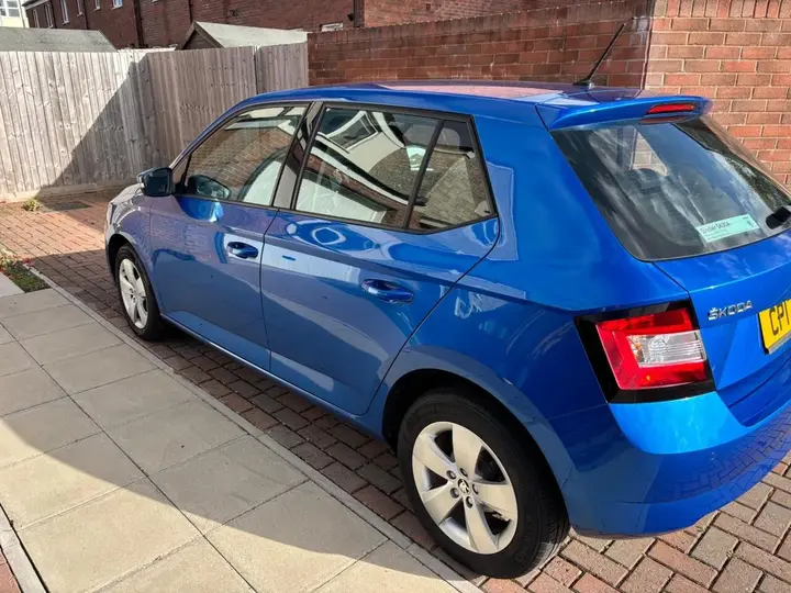 Skoda Fabia 2017 photo 5