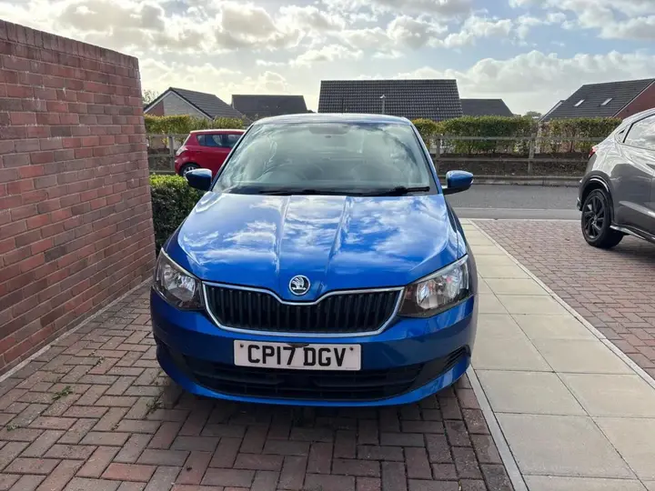 Skoda Fabia 2017 photo 2