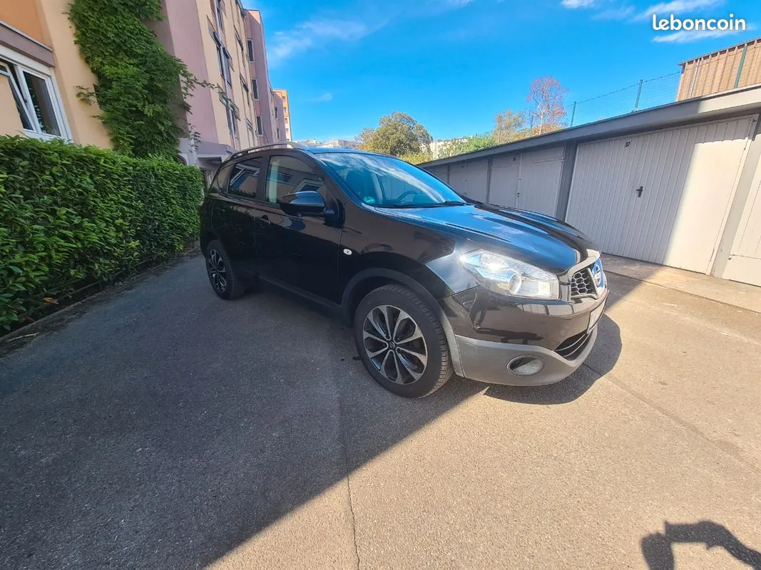 Nissan Qashqai 2012 photo 4
