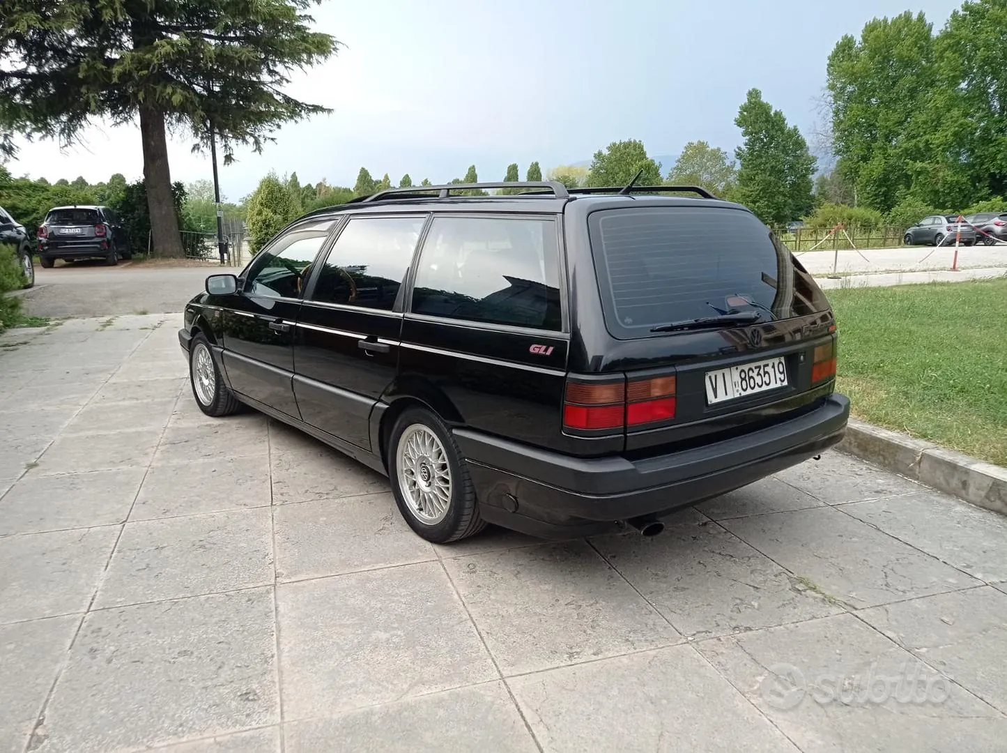 Volkswagen Passat 1991 photo 2